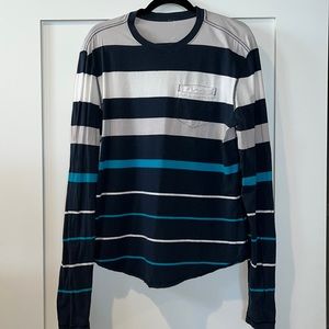 Men’s crew neck long sleeve lululemon striped shirt